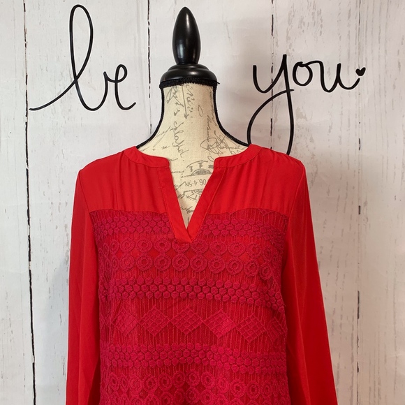 Zac + Rachel Red Woven Lace Front Blouse Medium - Picture 2 of 8
